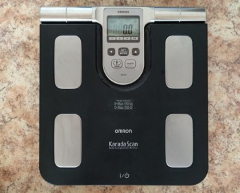 Весы-монитор состава тела OMRON BF508