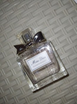 Женский парфюм Miss Dior Blooming Bouquet