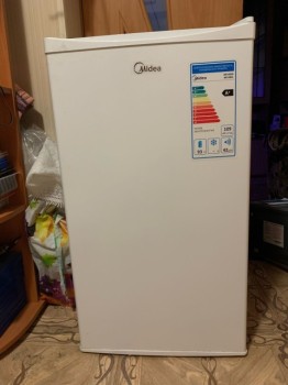 Отличный холодильник для дачного домика: отзыв на Midea MR1080W
