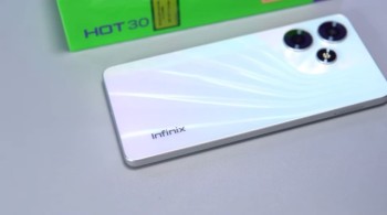 Infinix Hot 30: дёшево, стильно и весьма недурно. Отзыв на смартфон для сына