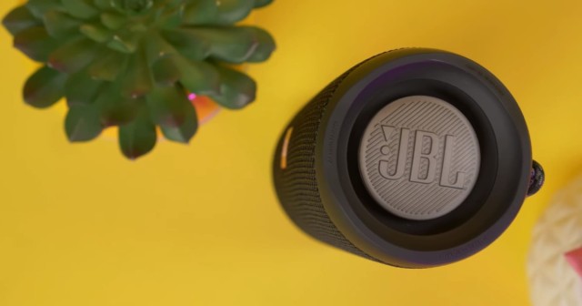 Немножко не хватает до идеала: отзыв на JBL Flip 5