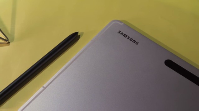 Samsung Galaxy Tab S8+: Виртуоз многозадачности с OLED-дисплеем
