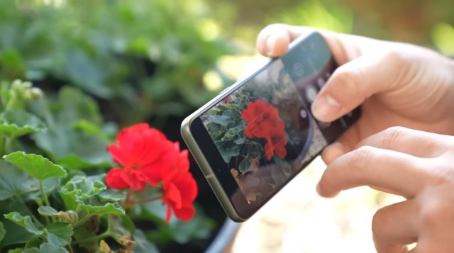 Google Pixel 8 Pro: Взгляд в будущее Android или просто красивая игрушка?