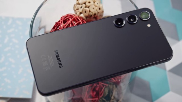 Samsung Galaxy S23+: Гармония стиля и производительности