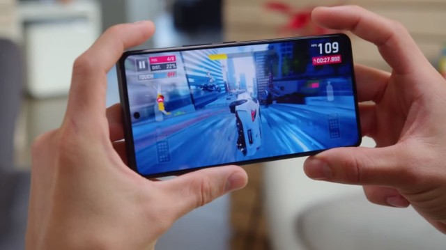 Идеальный геймерский смартфон? Обзор на ROG Phone 8 Pro