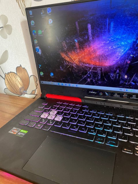 Asus ROG Strix с процессором AMD Ryzen 7 5000 серии – игровой ноутбук нового поколения, который станет желанным вариантом для любого геймера
