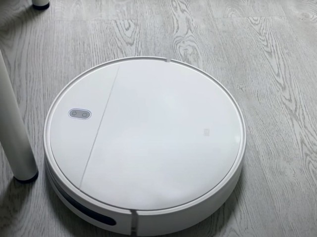 Незаменимый домашний друг: обзор робот-апылесоса Xiaomi Mi Robot Vacuum Mop