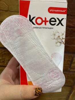 Ежедневные прокладки Kotex Normal Комфорт и свежесть на все 100% – мягкость, нежность, хорошая впитываемость