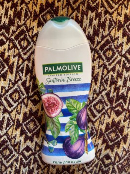 Гель для душа Palmolive Santorini Breeze – удобное применение, приятный аромат, идеальное распределение по коже