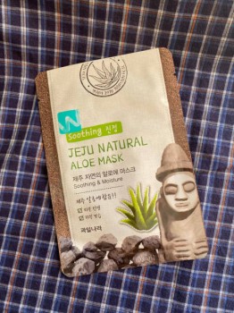 Тканевая vаска для лица Welcos JEJU Natural Aloe Mask Sooting