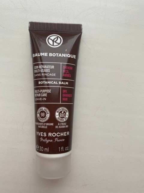Yves Rocher Универсальный уход с маслом жожоба для сухих и поврежденных волос  - отзывы