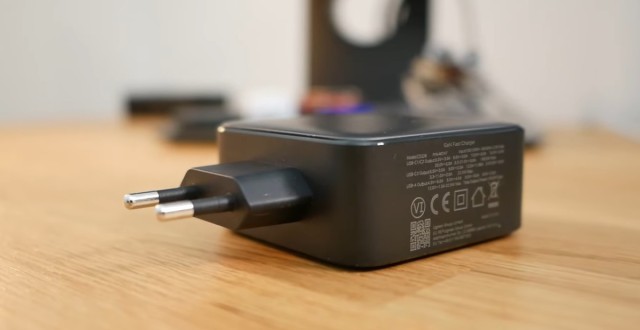 Мощная зарядка на 100 Вт с 4 портами: отзыв на UGREEN USB GaN X 100W Charger